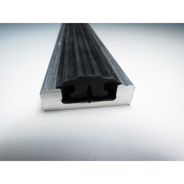 Abdeckgummiprofil Zurrschienen  /11mm univ. schwarz, 1m