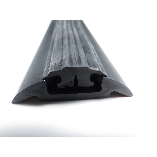Abdeckgummiprofil Zurrschienen  /11mm univ. schwarz, 1m