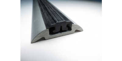 Abdeckgummiprofil Zurrschienen  /11mm univ. schwarz, 1m