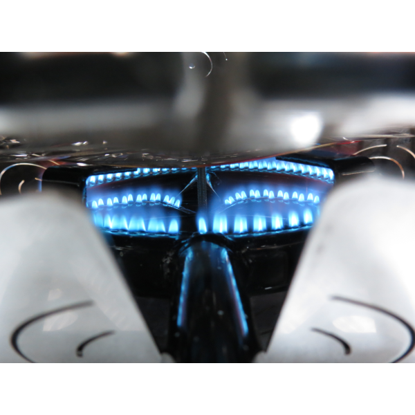 Gas grill insert