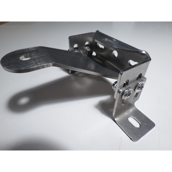 Roof racket brackets, adjustable, single part