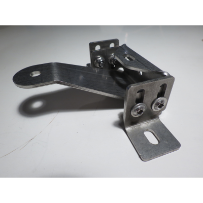 Roof racket brackets, adjustable, single part