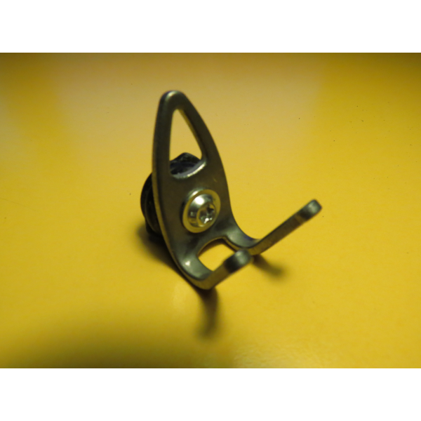 Twist-Fitting "wardrobe" for airline rails