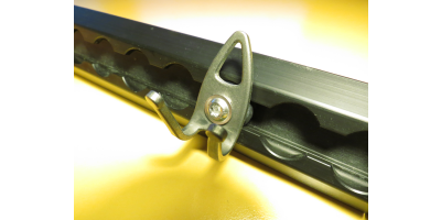 Twist-Fitting "wardrobe" for airline rails