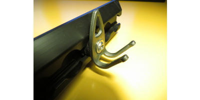 Twist-Fitting "wardrobe" for airline rails
